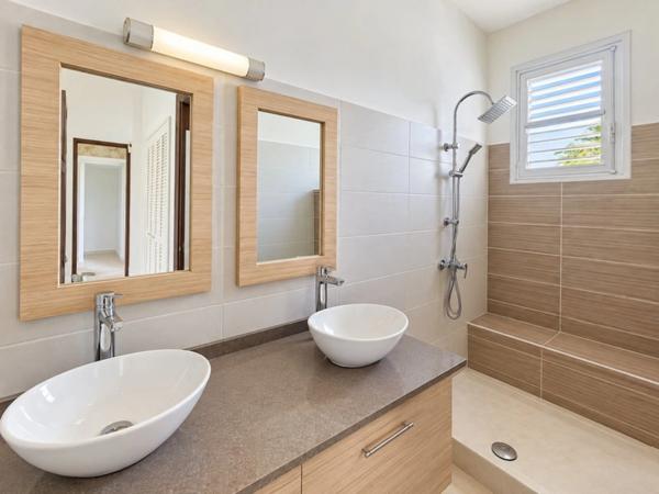 A vendre - LE DIAMANT – Quartier Ravine Gens Bois - Maison individuelle de type 4 avec vue exceptionnelle et fort potentiel d’aménagement
