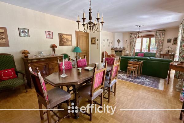 Maison 8 pièces - 216 m² Exclusivité efficity