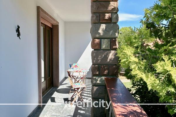 Maison 8 pièces - 216 m² Exclusivité efficity