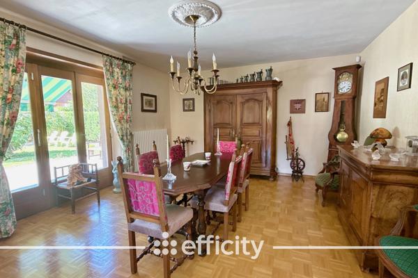 Maison 8 pièces - 216 m² Exclusivité efficity