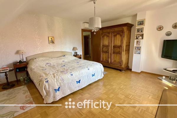 Maison 8 pièces - 216 m² Exclusivité efficity