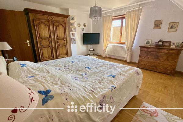 Maison 8 pièces - 216 m² Exclusivité efficity