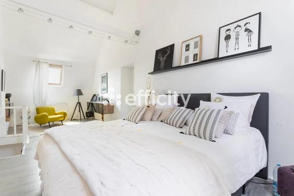 Maison 8 pièces - 230 m² Exclusivité efficity