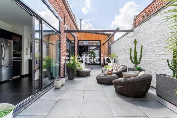 Maison 8 pièces - 230 m² Exclusivité efficity