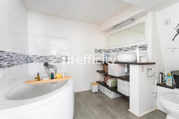 Maison 8 pièces - 230 m² Exclusivité efficity