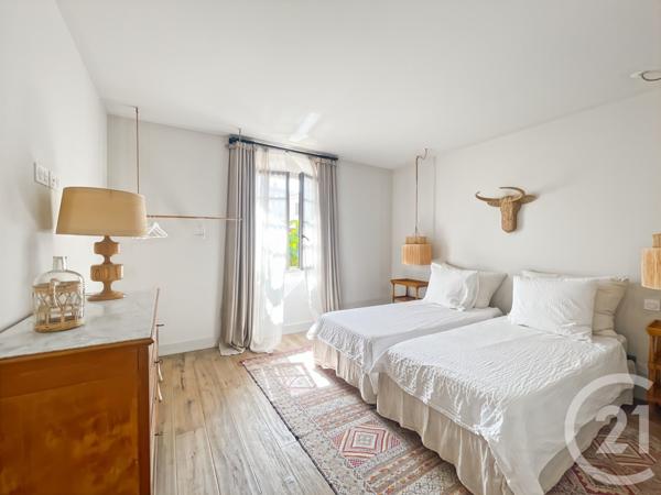 Maison à vendre  7 pièces - 285,47 m2 ST FLORENT - 202