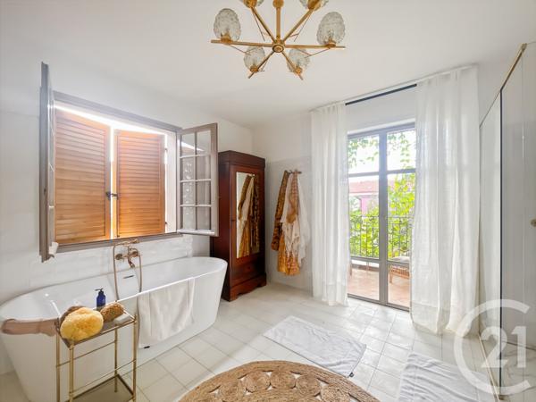 Maison à vendre  7 pièces - 285,47 m2 ST FLORENT - 202