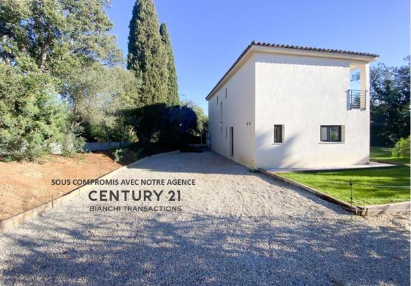 maison à vendre  4 pièces - 159 m2 LA CROIX VALMER - 83