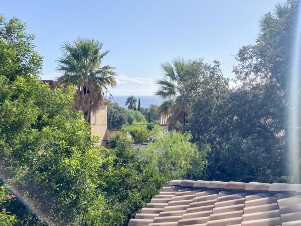 maison à vendre  4 pièces - 159 m2 LA CROIX VALMER - 83