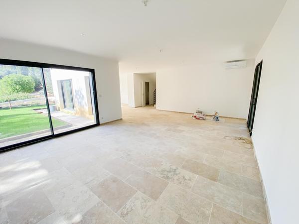 maison à vendre  4 pièces - 159 m2 LA CROIX VALMER - 83