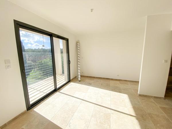 maison à vendre  4 pièces - 159 m2 LA CROIX VALMER - 83
