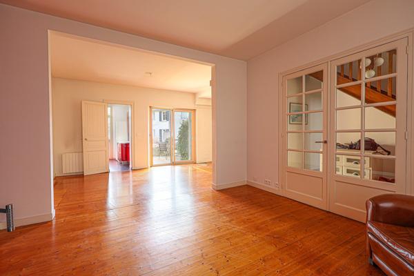Acheter Maison 6 pièces - 163 m²