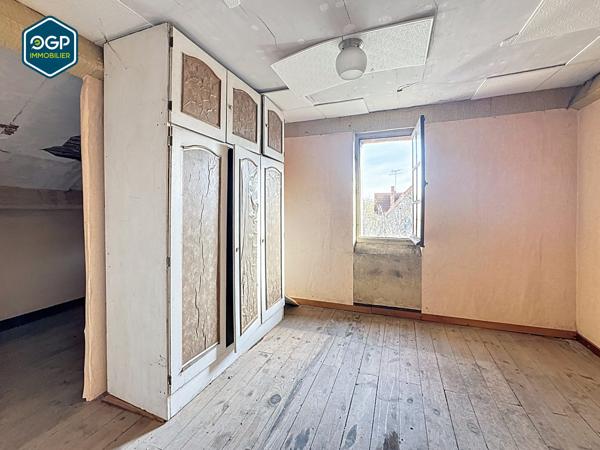 Maison 8 pièces de 147m² à rénover, fort potentiel !