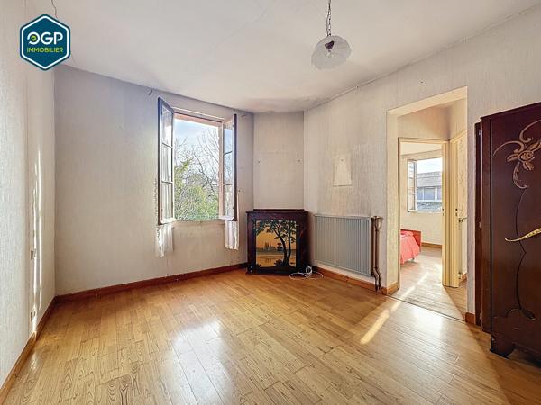 Maison 8 pièces de 147m² à rénover, fort potentiel !