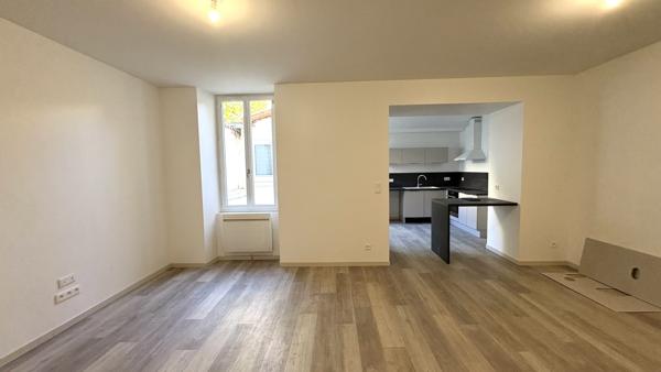 Appartement 3 pièce(s) 2 chambre(s) 76 m²