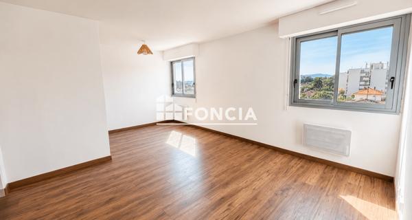 À vendre Appartement 2 pièces 50 m² - Villefranche-sur-saône 69400