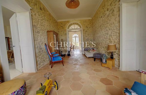 Maison familiale et dépendances au cœur de l’Entre-deux-Mers