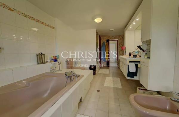 Maison familiale et dépendances au cœur de l’Entre-deux-Mers