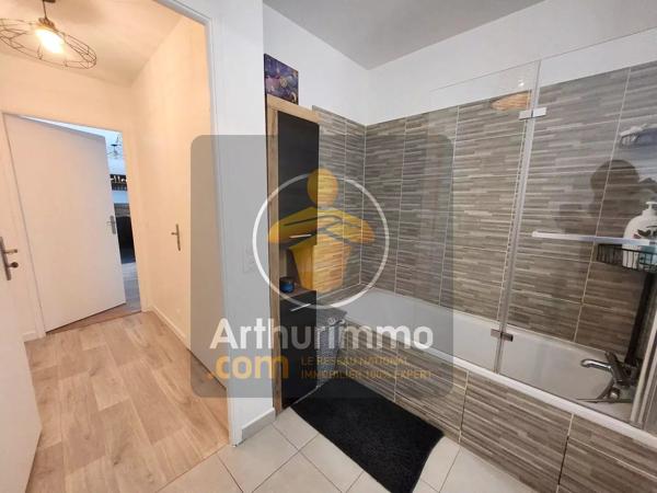 Vente                                                      Appartement
                        
                     3 pièces                      69 m2                     à Ormesson-sur-Marne