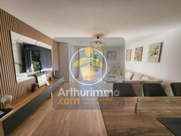 Vente                                                      Appartement
                        
                     3 pièces                      69 m2                     à Ormesson-sur-Marne