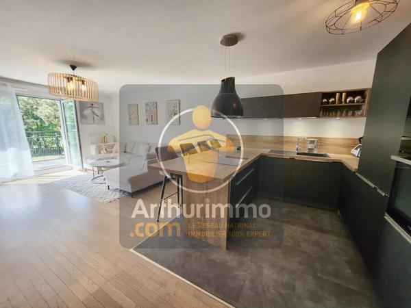 Vente                                                      Appartement
                        
                     3 pièces                      69 m2                     à Ormesson-sur-Marne