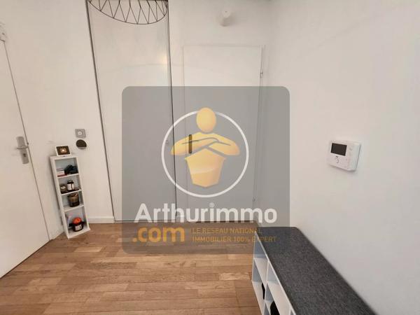 Vente                                                      Appartement
                        
                     3 pièces                      69 m2                     à Ormesson-sur-Marne