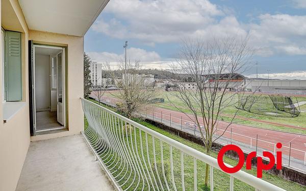 Appartement à vendre    3 pièces •  Bourgoin-Jallieu