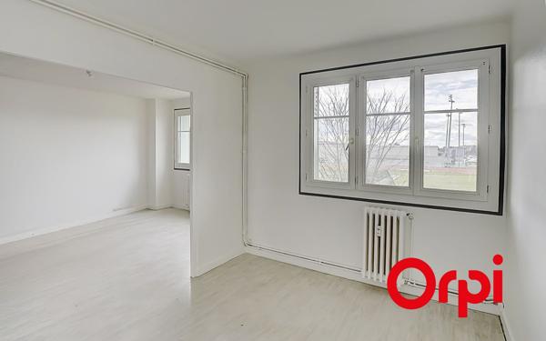 Appartement à vendre    3 pièces •  Bourgoin-Jallieu