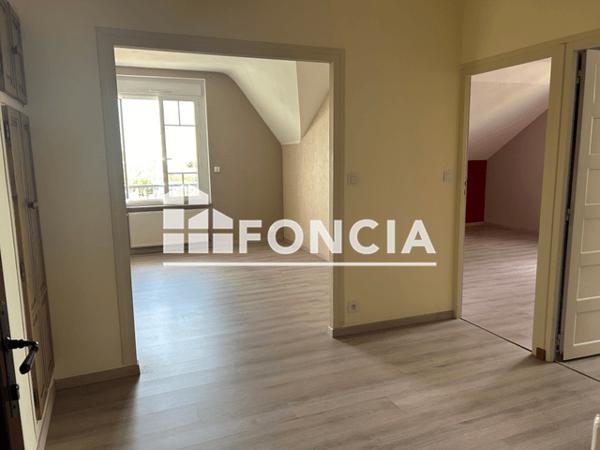 Location Appartement 3 pièces 79.1 m² - 5 RUE ALBERT THIERRY Montargis 45200