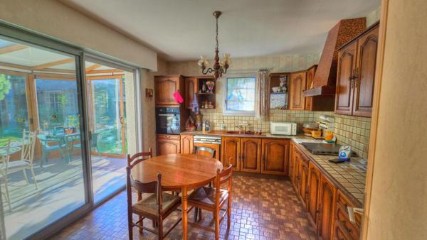 Maison  5 pièce(s) 164 m2