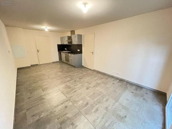 Appartement à vendre à Manosque dans les Alpes-de-Haute-Provence (04100), ref : 025/1910