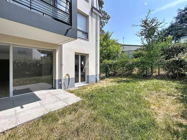 À VENDRE ? Appartement d'exception avec deux jardins à Cesson