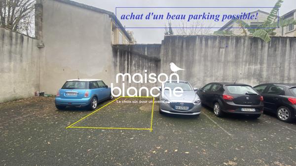Bordeaux Centre Sud ,Entrée Rue de Pessac: T1 LIBRE avec balcon et possibilité d'un parking privatif !