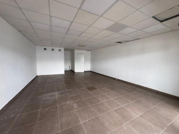 Location / Bureaux à Petit-Bourg (97170)