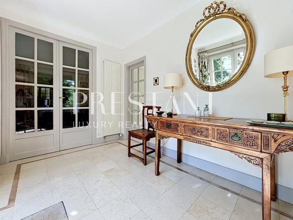 Demeure familiale – 4 chambres – Maison de gardien – garage – jardin clos de 1800m², SAINT REMY LES CHEVREUSE