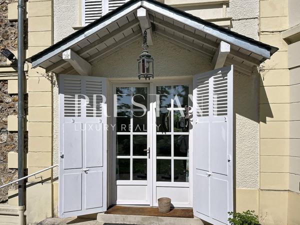 Demeure familiale – 4 chambres – Maison de gardien – garage – jardin clos de 1800m², SAINT REMY LES CHEVREUSE