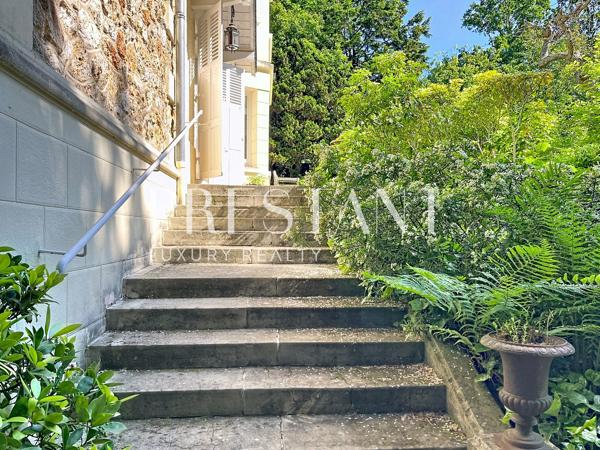 Demeure familiale – 4 chambres – Maison de gardien – garage – jardin clos de 1800m², SAINT REMY LES CHEVREUSE