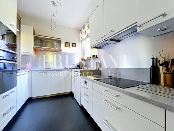 Demeure familiale – 4 chambres – Maison de gardien – garage – jardin clos de 1800m², SAINT REMY LES CHEVREUSE