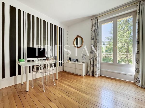Demeure familiale – 4 chambres – Maison de gardien – garage – jardin clos de 1800m², SAINT REMY LES CHEVREUSE