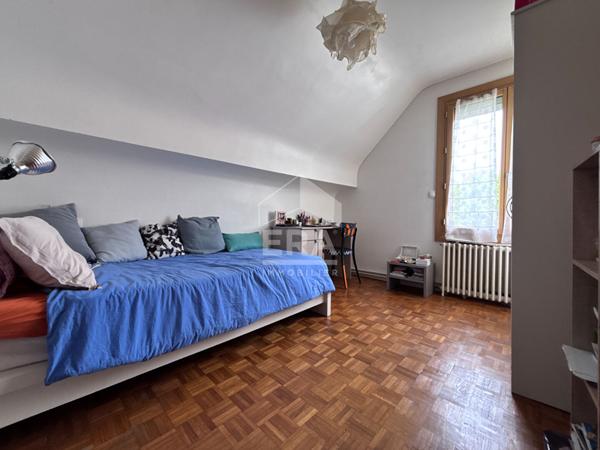 Maison familiale 5 pièces -4 chambres -Orléans Sud (Saint-Marceau)