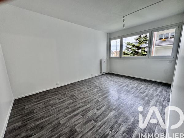 Location appartement 4 pièces 78 m² Palaiseau