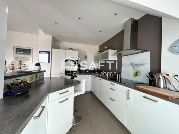 Appartement Premium de 106 m2 disposant d'une vue MER situé en coeur de ville à Saint-Brévin les Pins.