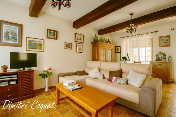 Charmante maison 4 chambres avec piscine