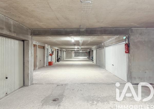 Parking à vendre 12 m² Paris 17