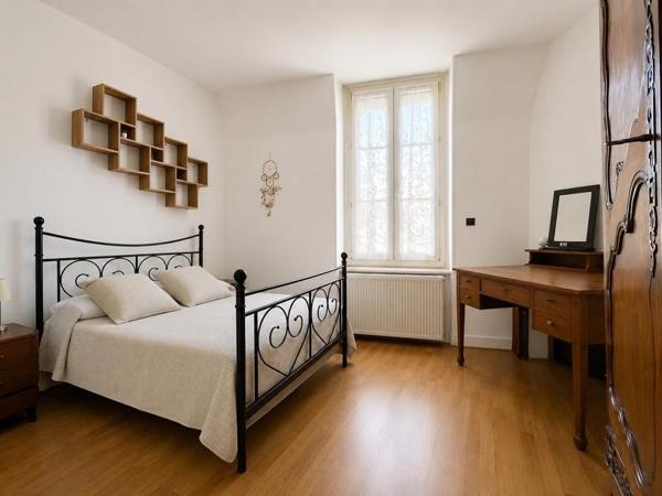 Maison 192 240 € Tours 3 p 62 m² DPE F