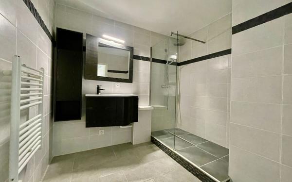 Appartement à louer    3 pièces •  Vétraz-Monthoux