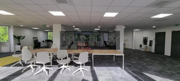 Bureau de 2649 m² à louer à Bordeaux Sud-Ouest