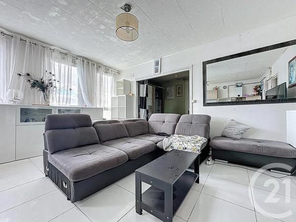 Appartement F4 à vendre  4 pièces - 68,09 m 2   EVRY  - 91