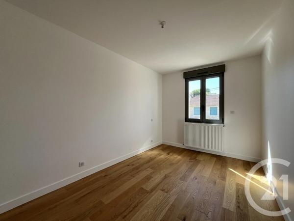 Maison à vendre  6 pièces - 111,32 m 2   DOURDAN  - 91