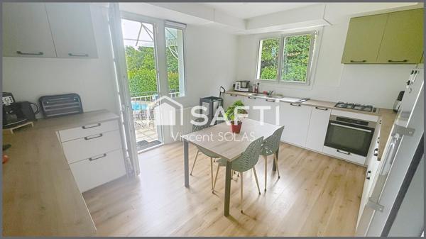 Maison sur Sous-Sol de 158m² - 5 Chambres - 2 SDE - Hors Lotissement - Piscine - Jardin - Garage